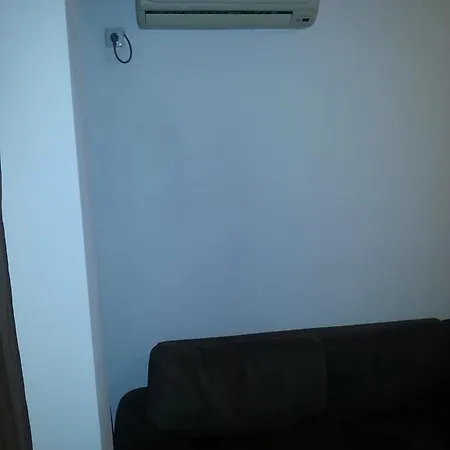 нова *